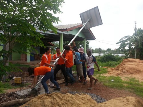 GCPG, GUNKUL’s Subsidiary, Joined the Solar LED Installation with the Community in Ban Lan Hoi, Nakhon Nayok